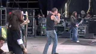 Avenged Sevenfold qui performe avec Korn